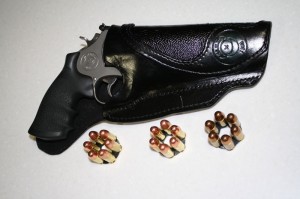 MHI_625 in holster sm